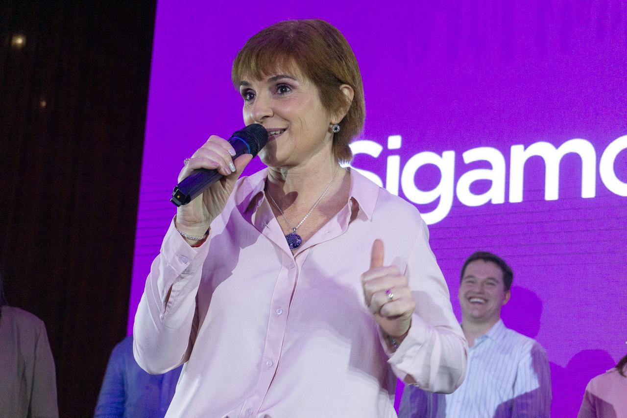SILVINA JENSEN ( Candidata a Concejal - Nueva Necochea)